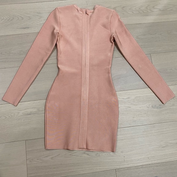 House of CB Peach Pink Lace Front Reyna Bandage Mini Dress Size Small - Picture 3 of 8